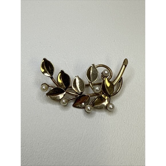 Carl Art Jewelry - Carl Art 12K Gold Filled Faux Pearls & Leaf Branch Brooch Pin Vintage